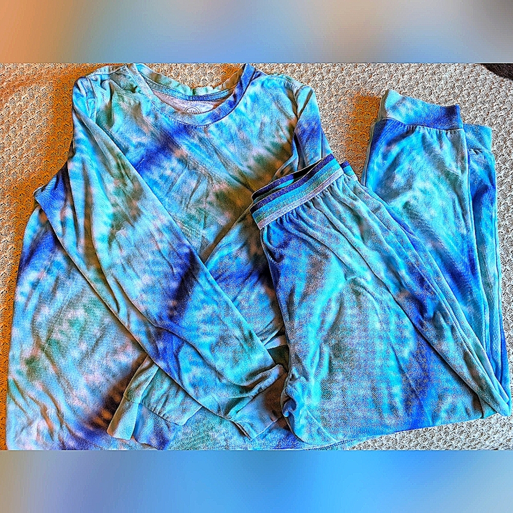 Teen Girls Tie dye PJ Set size 14-16